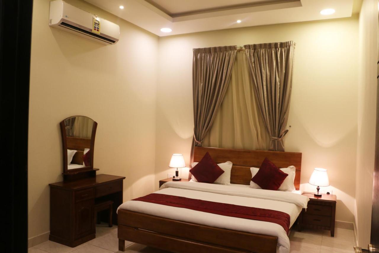 Ejaz Hotel Apartments Riad Exterior foto